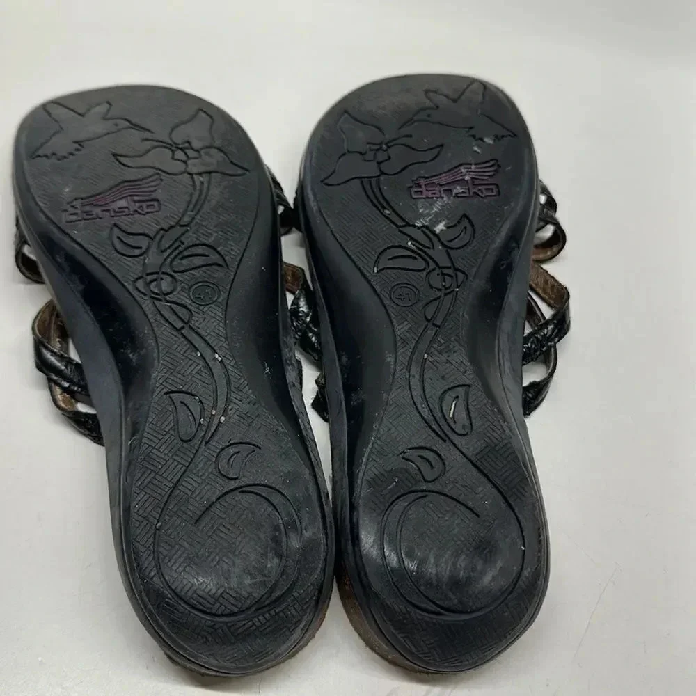 Dansko flip flop